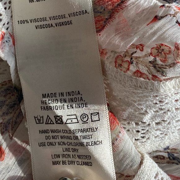 off white print blouse sz 2 Anthropologie - Picture 7 of 7